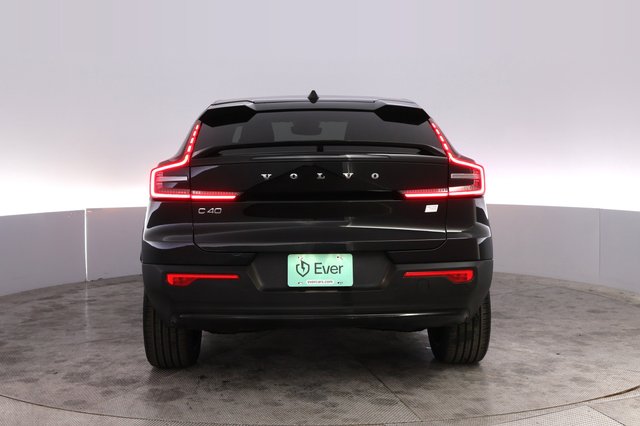 2023 Volvo C40 Recharge — photo 12 of 21
