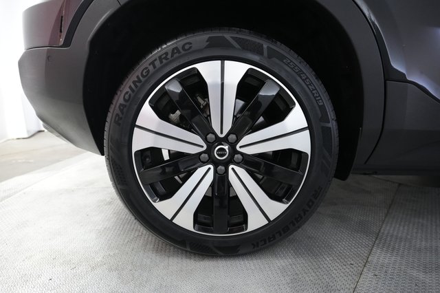 2023 Volvo C40 Recharge — photo 17 of 21