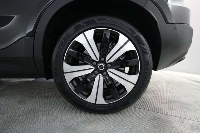 2023 Volvo C40 Recharge — photo 7 of 21