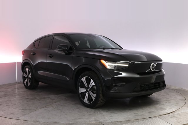 2023 Volvo C40 Recharge — photo 10 of 21