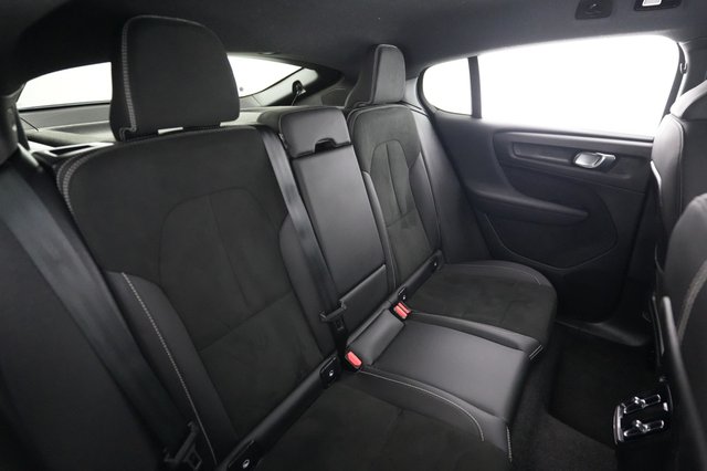 2023 Volvo C40 Recharge — photo 4 of 21