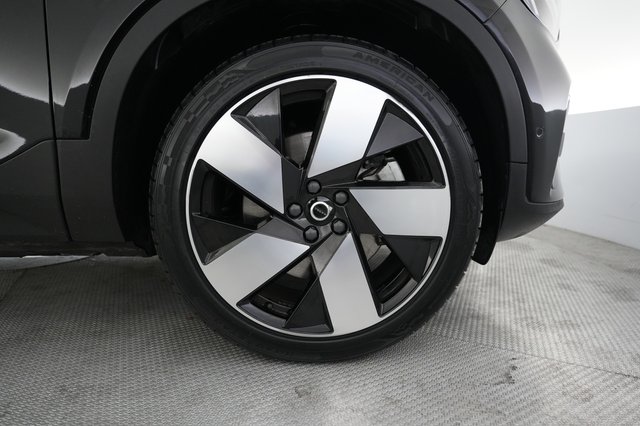 2023 Volvo C40 Recharge — photo 16 of 21