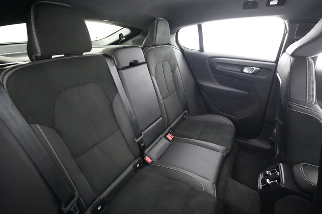 2023 Volvo C40 Recharge — photo 4 of 21