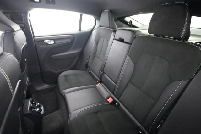 2023 Volvo C40 Recharge — photo 19 of 21