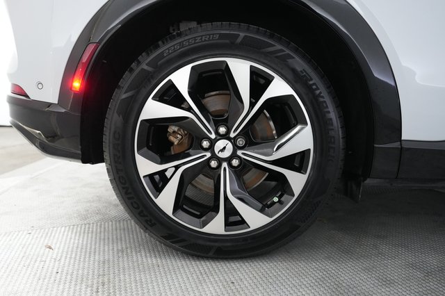 2023 Ford Mustang Mach-E — photo 17 of 23