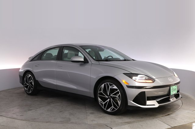 2023 Hyundai IONIQ 6 — photo 11 of 22