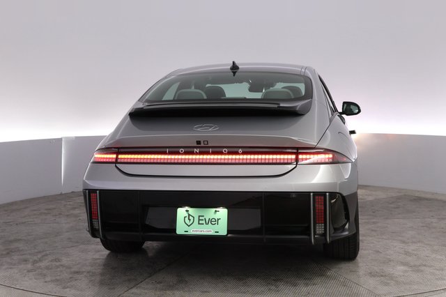 2023 Hyundai IONIQ 6 — photo 12 of 22
