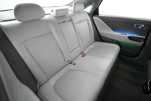 2023 Hyundai IONIQ 6 — photo 4 of 22