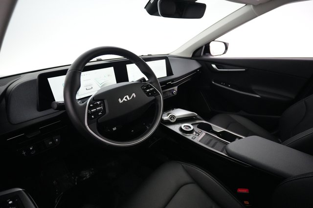 2024 Kia EV6 — photo 18 of 21