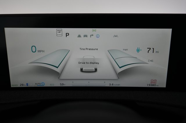 2024 Kia EV6 — photo 5 of 21