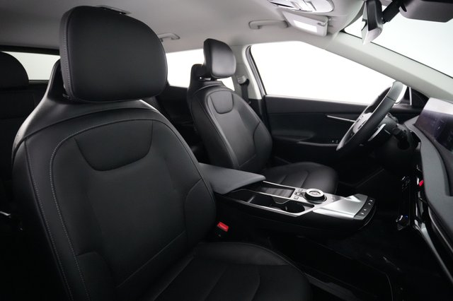 2024 Kia EV6 — photo 18 of 21