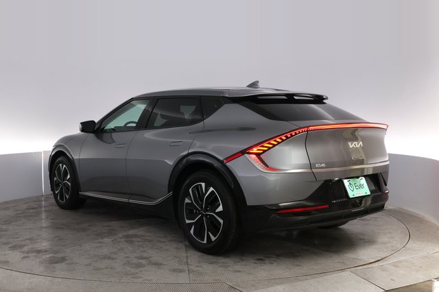 2024 Kia EV6 — photo 13 of 21