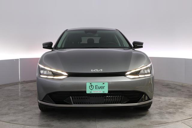 2024 Kia EV6 — photo 9 of 21