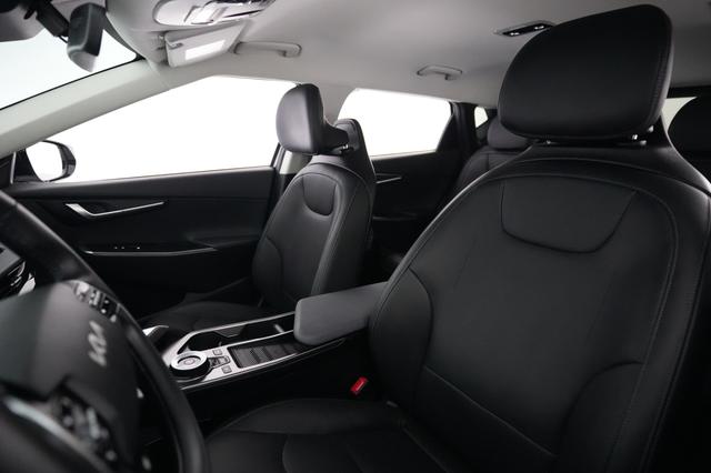 2024 Kia EV6 — photo 3 of 21