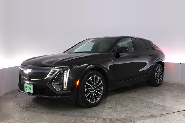 2024 Cadillac Lyriq — VIN 1GYKPTRK2RZ100064