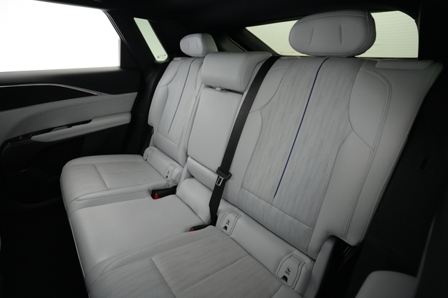 2024 Cadillac Lyriq