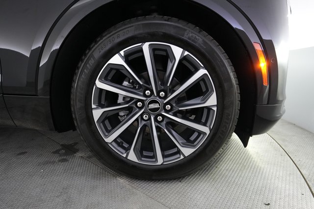2024 Cadillac Lyriq — photo 16 of 24