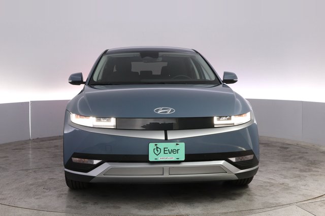 2024 Hyundai IONIQ 5 — photo 9 of 21