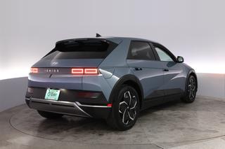 2024 Hyundai IONIQ 5 — photo 2 of 21