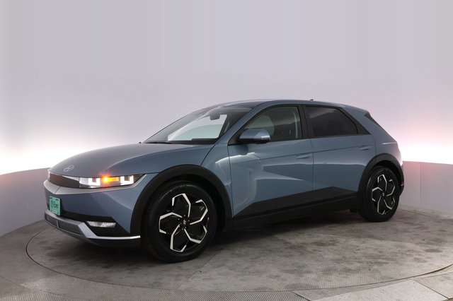 2024 Hyundai IONIQ 5 — photo 14 of 21