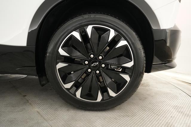 2024 Chevrolet Blazer EV — photo 7 of 19