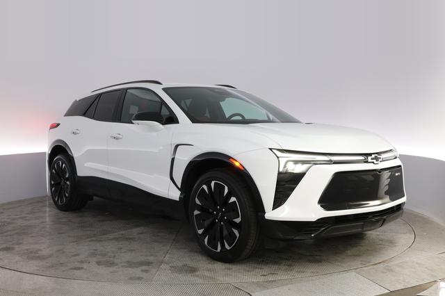 2024 Chevrolet Blazer EV — photo 10 of 19