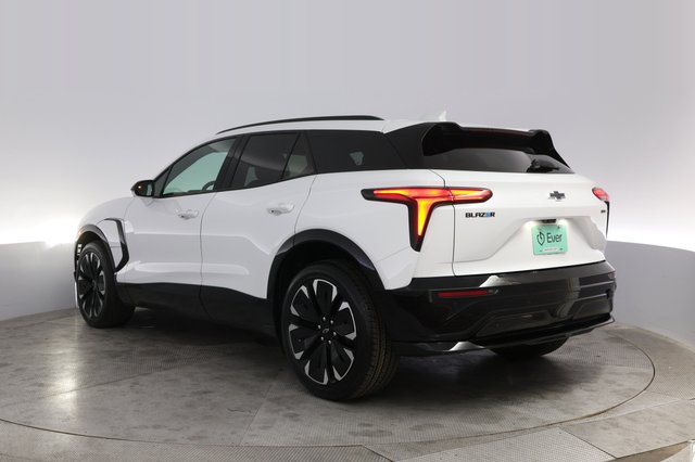 2024 Chevrolet Blazer EV — photo 13 of 19