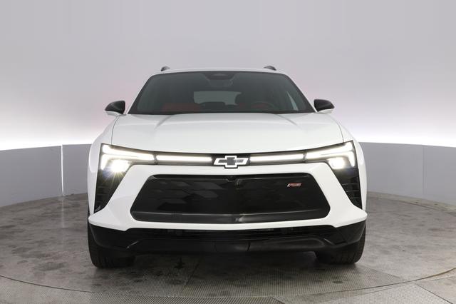 2024 Chevrolet Blazer EV — photo 9 of 19