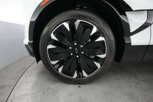 2024 Chevrolet Blazer EV — photo 15 of 19