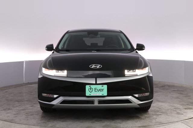 2024 Hyundai IONIQ 5 — photo 9 of 27