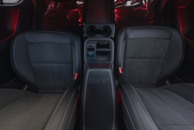2025 Ford Mustang Mach-E