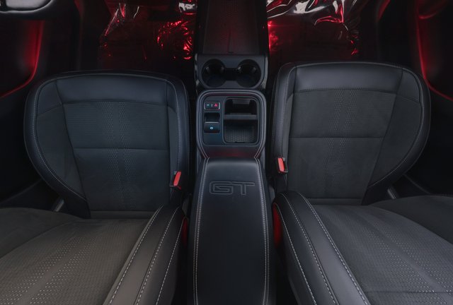 2025 Ford Mustang Mach-E — photo 22 of 32
