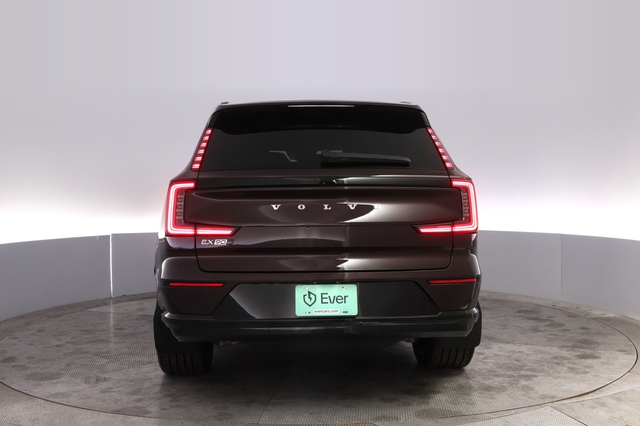 2025 Volvo EX90