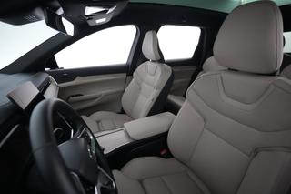 2025 Volvo EX90 — photo 3 of 21