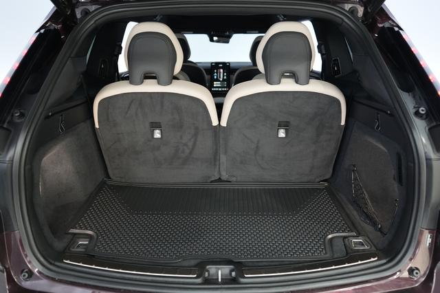 2025 Volvo EX90 — photo 6 of 21