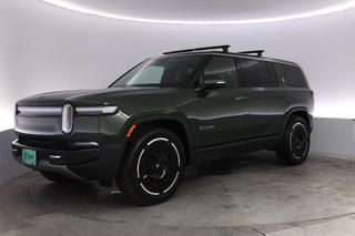 2025 Rivian R1S