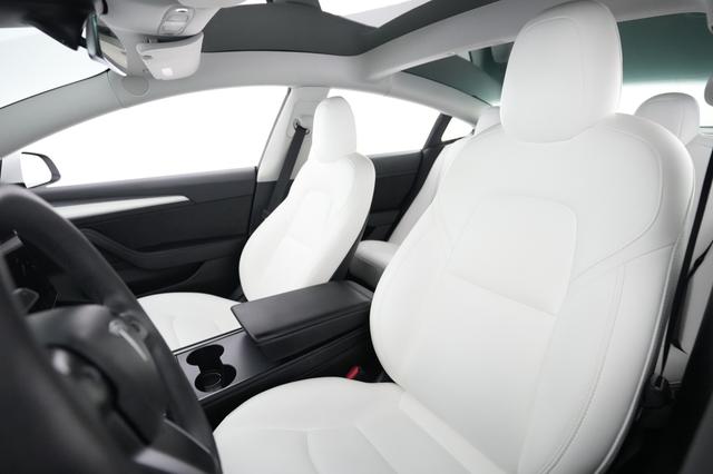 2022 Tesla Model 3 — photo 3 of 21