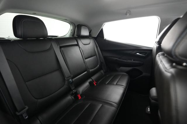 2023 Chevrolet Bolt EV — photo 4 of 21