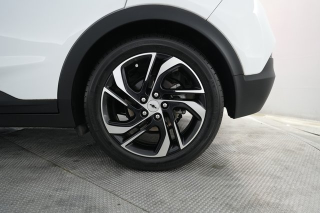 2023 Chevrolet Bolt EV — photo 7 of 21