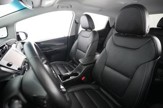 2023 Chevrolet Bolt EV — photo 3 of 21