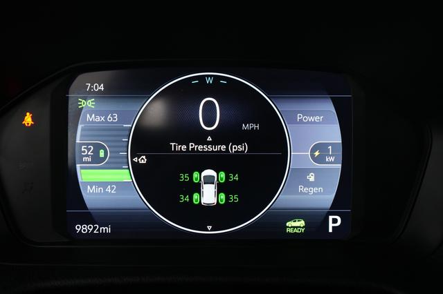 2023 Chevrolet Bolt EV — photo 5 of 21