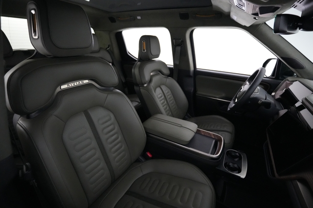 2023 Rivian R1T