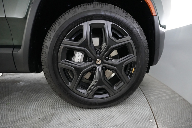 2023 Rivian R1T