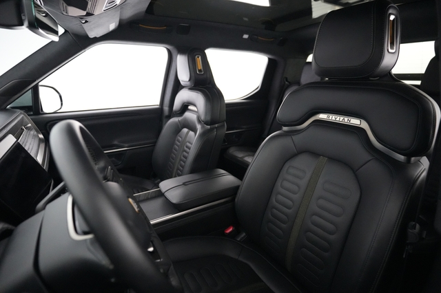 2023 Rivian R1T