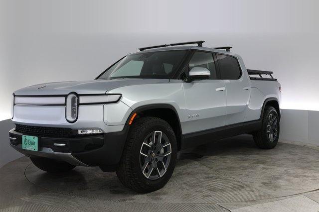 2023 Rivian R1T — VIN 7FCTGBAAXPN027273
