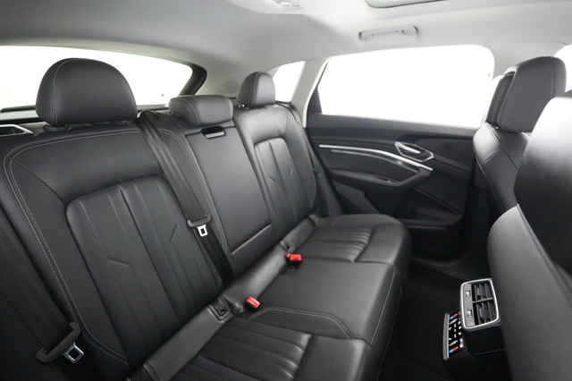2024 Audi Q8 e-tron
