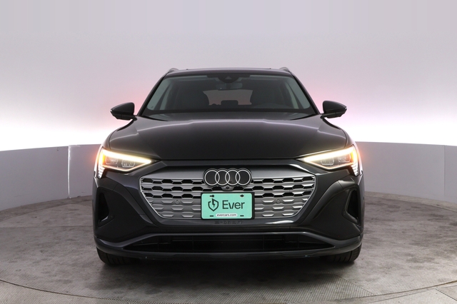 2024 Audi Q8 e-tron