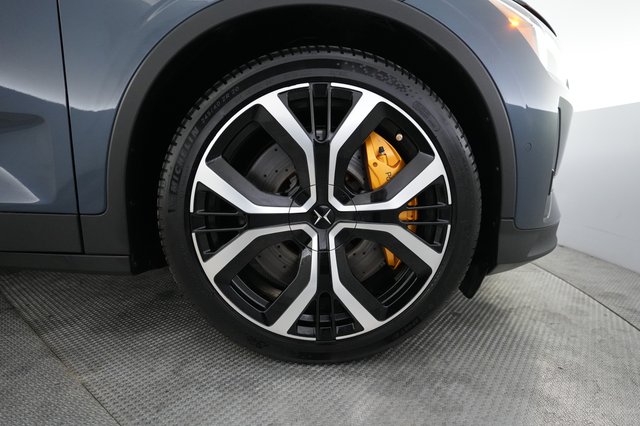 2022 Polestar 2 — photo 16 of 23