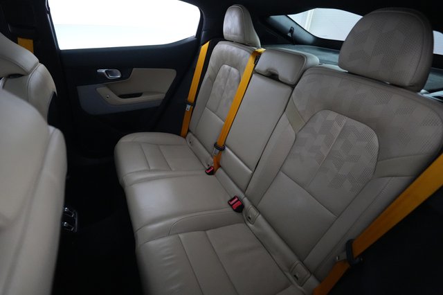 2022 Polestar 2 — photo 19 of 23