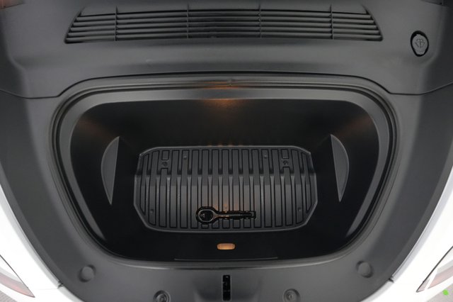 2023 Tesla Model Y — photo 20 of 21